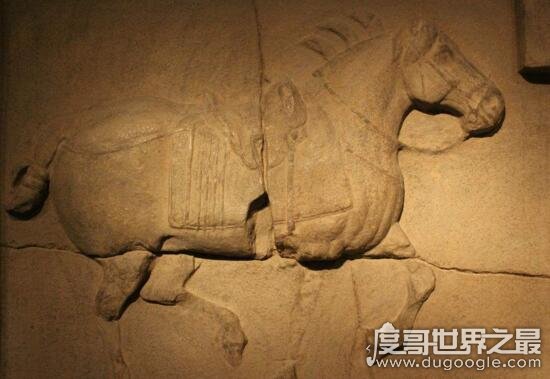 李世民墓的昭陵六骏现状，两骏被盗卖至国外无法回归