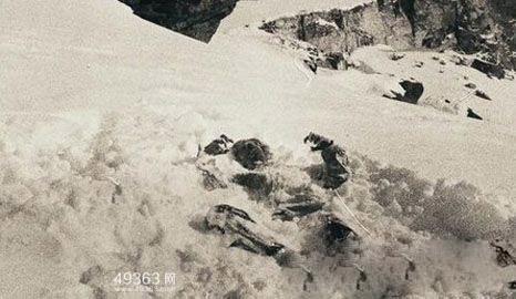 乌拉尔山神秘死亡事件之谜:探索至今未解的未知力量 