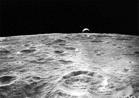 地球盗走月球物质！月球十大未解之谜