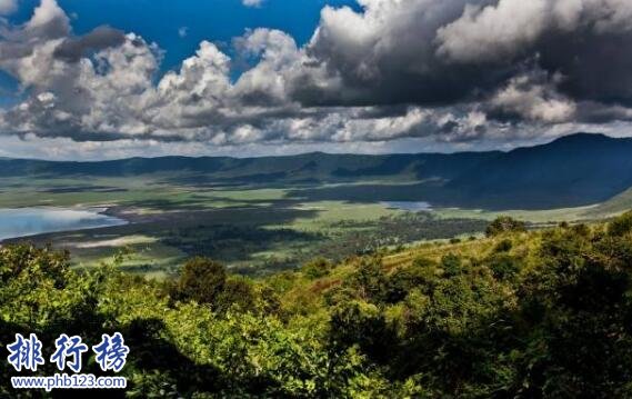 世界上最大的死火山，再次爆发可能会毁掉半个国家