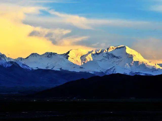 世界上最高的十大山峰