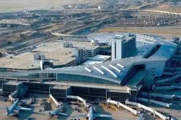 世界吞吐量最大的十大机场