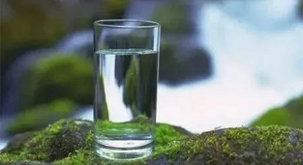 水不是最补水的饮品是真的吗？