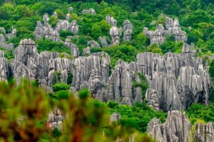 中国四大自然奇观，“一江寒水清，两岸琼花凝