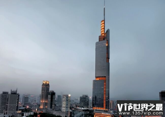 紫峰大厦 450米