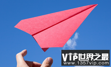 最长的纸飞机在日本空中飞行了29.2秒
