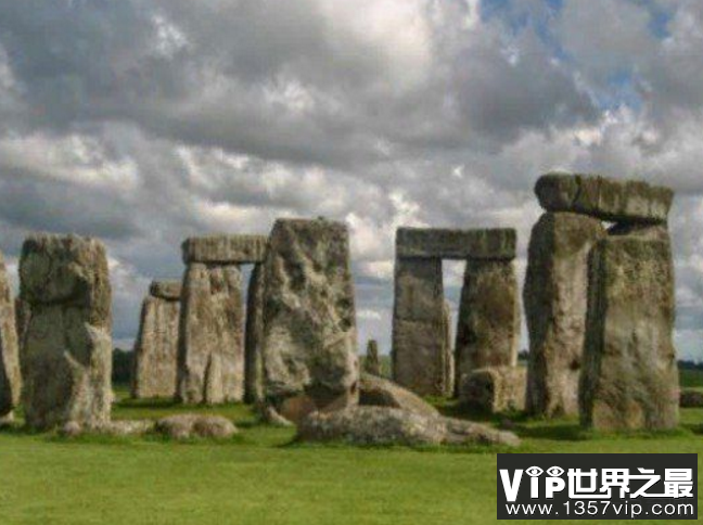 英国神秘巨石阵是谁建造的？
