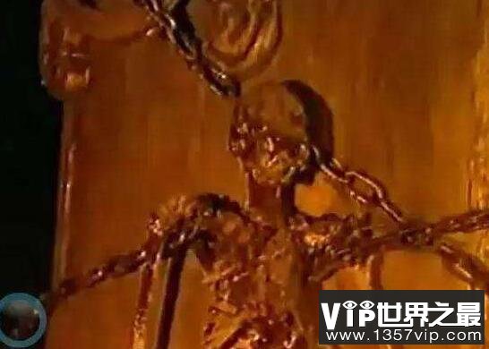 古代最变态的酷刑炮烙，将犯人绑在热铜柱上活活烧死