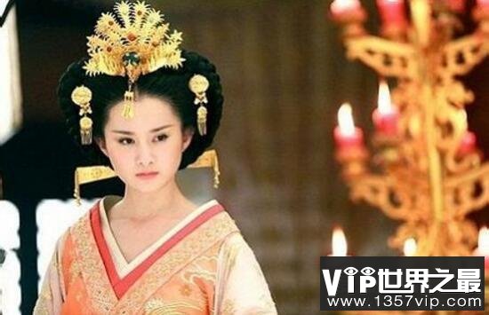 汉武帝钩戈夫人就是一个心机婊，幸好死了之后才上位