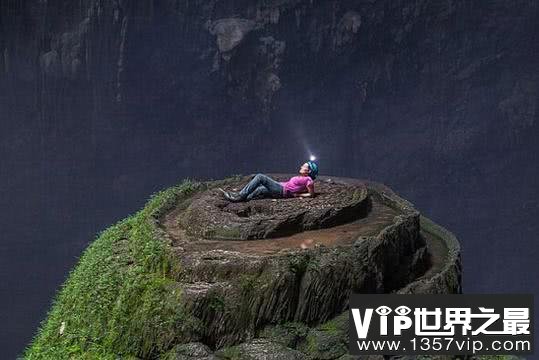 越南世界最大洞穴