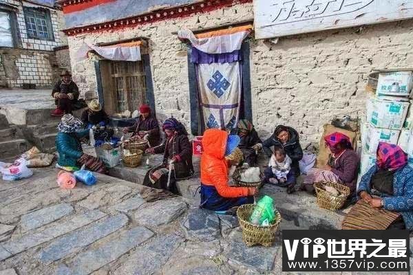 世界上最高的村落：海拔5070米，人均寿命40岁