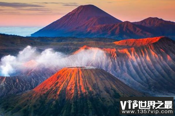 美国最危险的火山：夏威夷几劳亚活火山