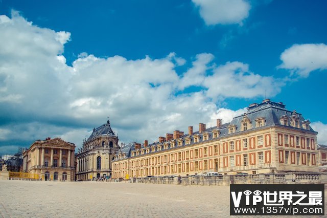 世界上著名的十大皇宫——凡尔赛宫