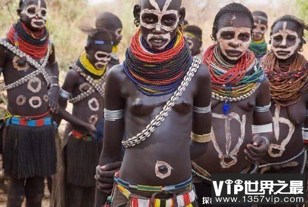 世界上最特殊的民族 非洲中部的尼格利罗人(寿命比较短)