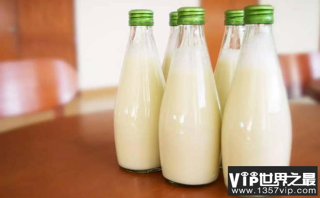 牛奶和酸奶喝哪个营养好 牛奶和酸奶有什么不同