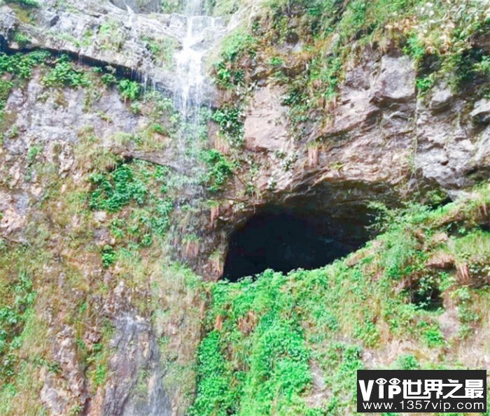 被称为死亡洞穴的山洞 造成了70多人死亡（死亡山洞）