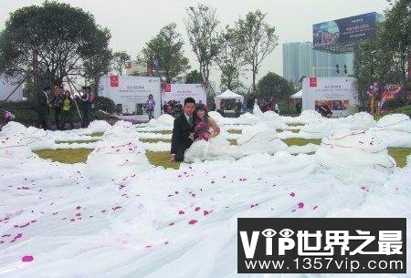 世界上最长的婚纱，4100米(震撼却没卵用)