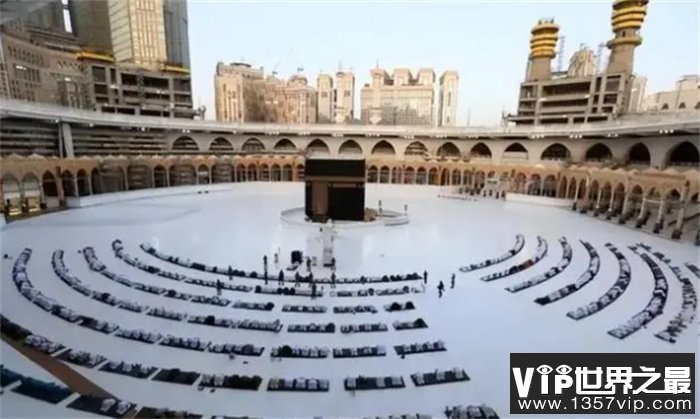 世界规模最大的清真寺 位于沙特阿拉伯（大清真寺）