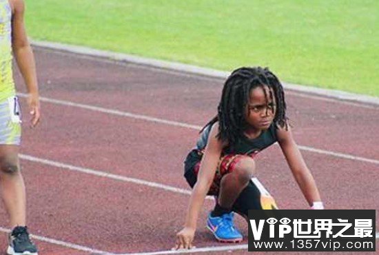 世界上跑的最快的男孩，100米仅用时13.48秒