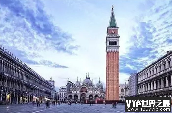 圣马可广场 (Piazza San Marco)