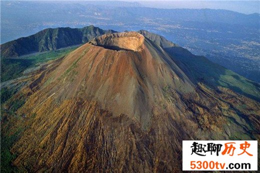 世界最大的火山爆发，人类提前进入冰川时期