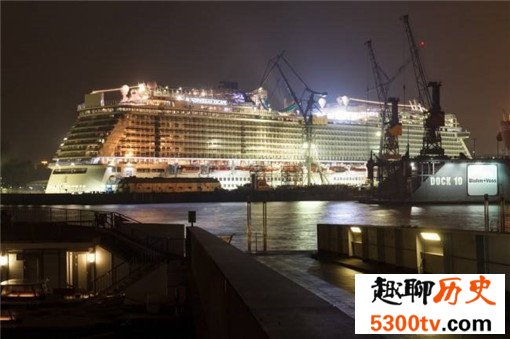 世界最大邮轮十大排行，比泰坦尼克号还要长100米