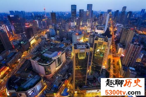 中国最美夜景十大城市，国际化大都市不及这些美