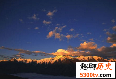 中国十大最美雪山排行榜，珠穆朗玛只能排在后面