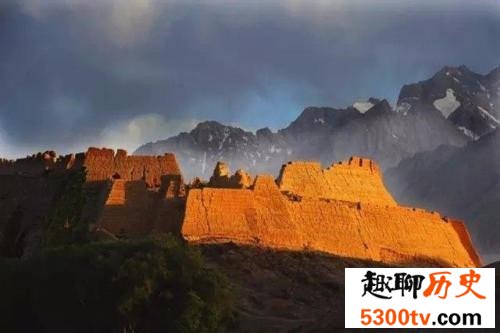 中国十大最美的山峰排行榜，神秘的泰山的风景最迷人