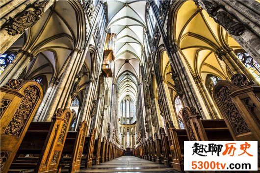 欧洲十大著名教堂，第一名拥有千年历史