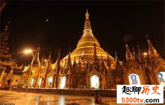 世界上最令人惊叹的十座寺庙，建造阿姆利则金庙花费了750公斤的黄金