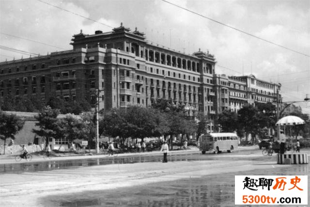 北京城老照片：1956年的街头巷尾城市生活