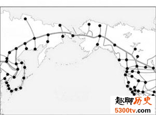 世界上最长的火车长达7353米，八个车头才能拉动